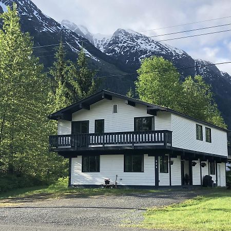 Bear Valley Guesthouse Stewart Εξωτερικό φωτογραφία