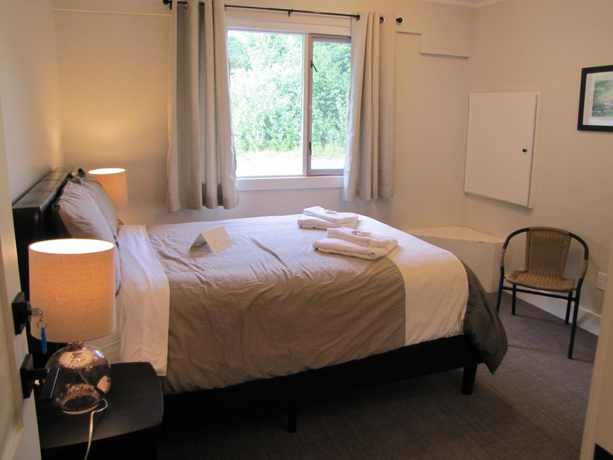 Bear Valley Guesthouse Stewart Εξωτερικό φωτογραφία