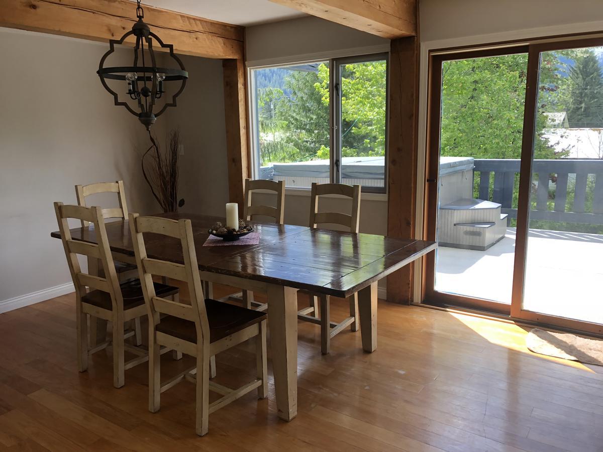 Bear Valley Guesthouse Stewart Εξωτερικό φωτογραφία